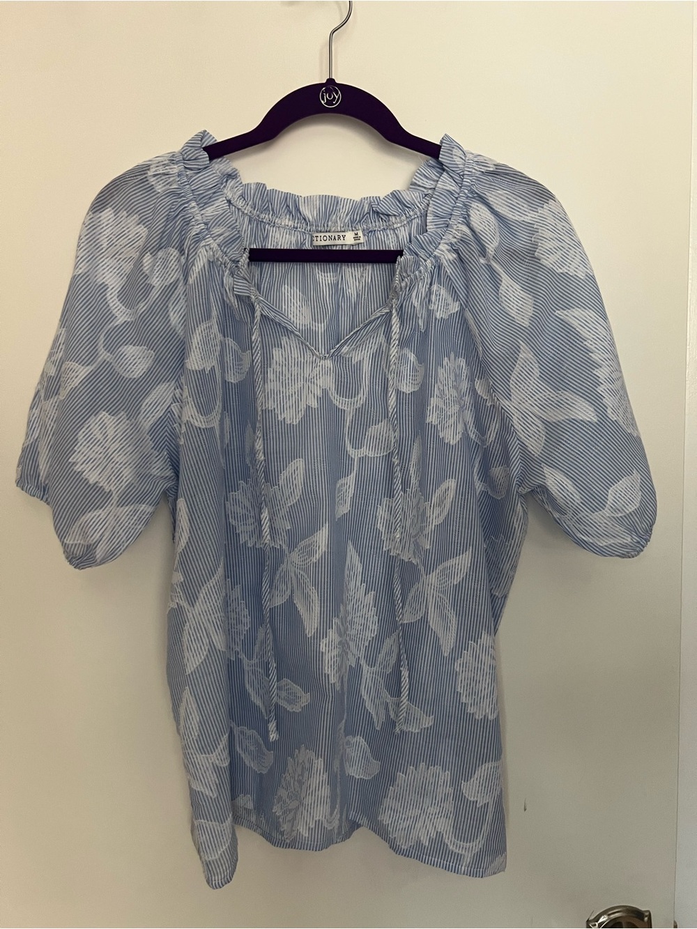 Dictionary Light Blue Floral Peasant Top size medium